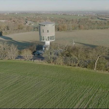 Luxury Converted Water Tower In Flockton Villa Emley Exterior foto